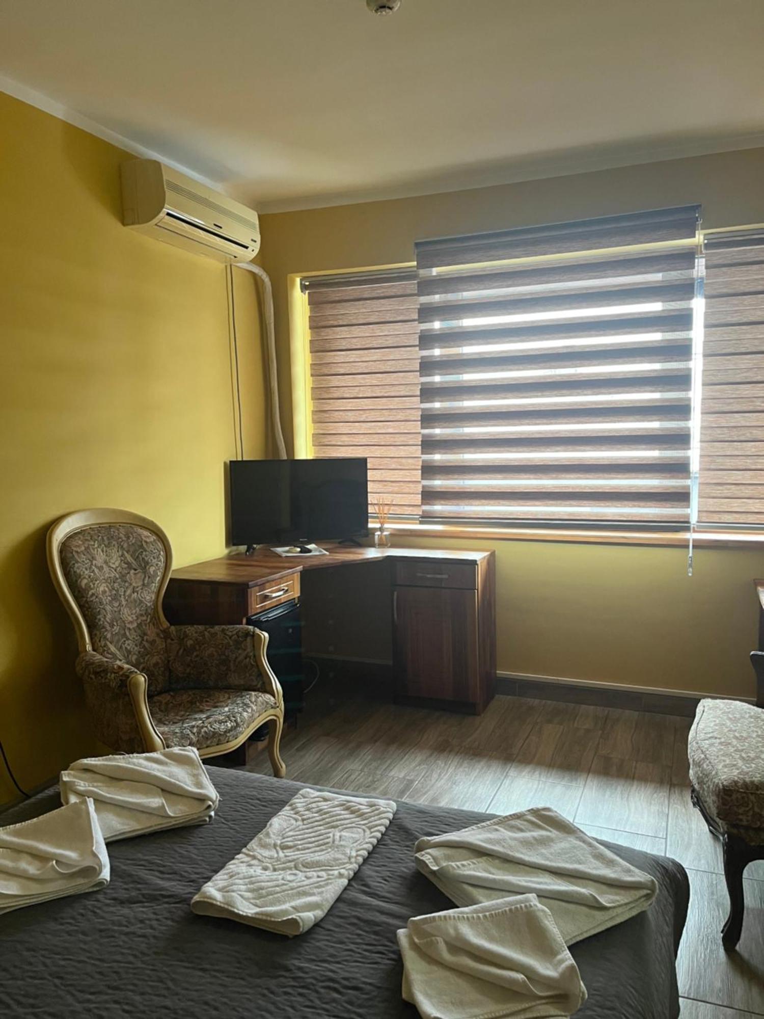 Hotel "Vir" Velika Plana Kültér fotó