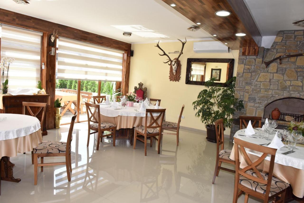 Hotel "Vir" Velika Plana Kültér fotó