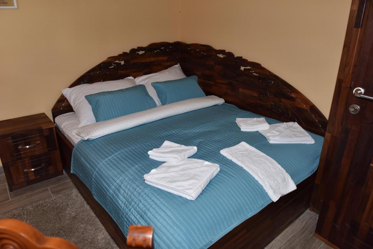 Hotel "Vir" Velika Plana Kültér fotó
