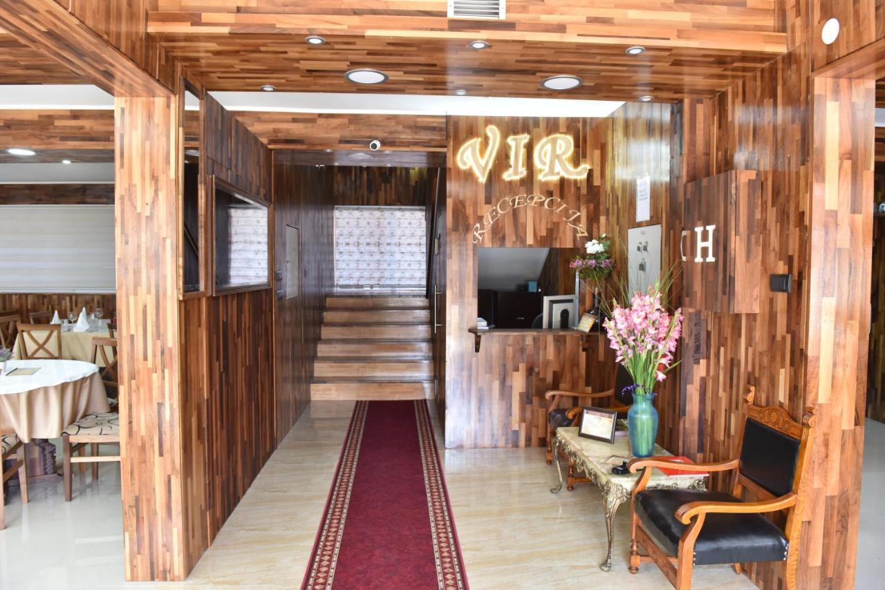Hotel "Vir" Velika Plana Kültér fotó
